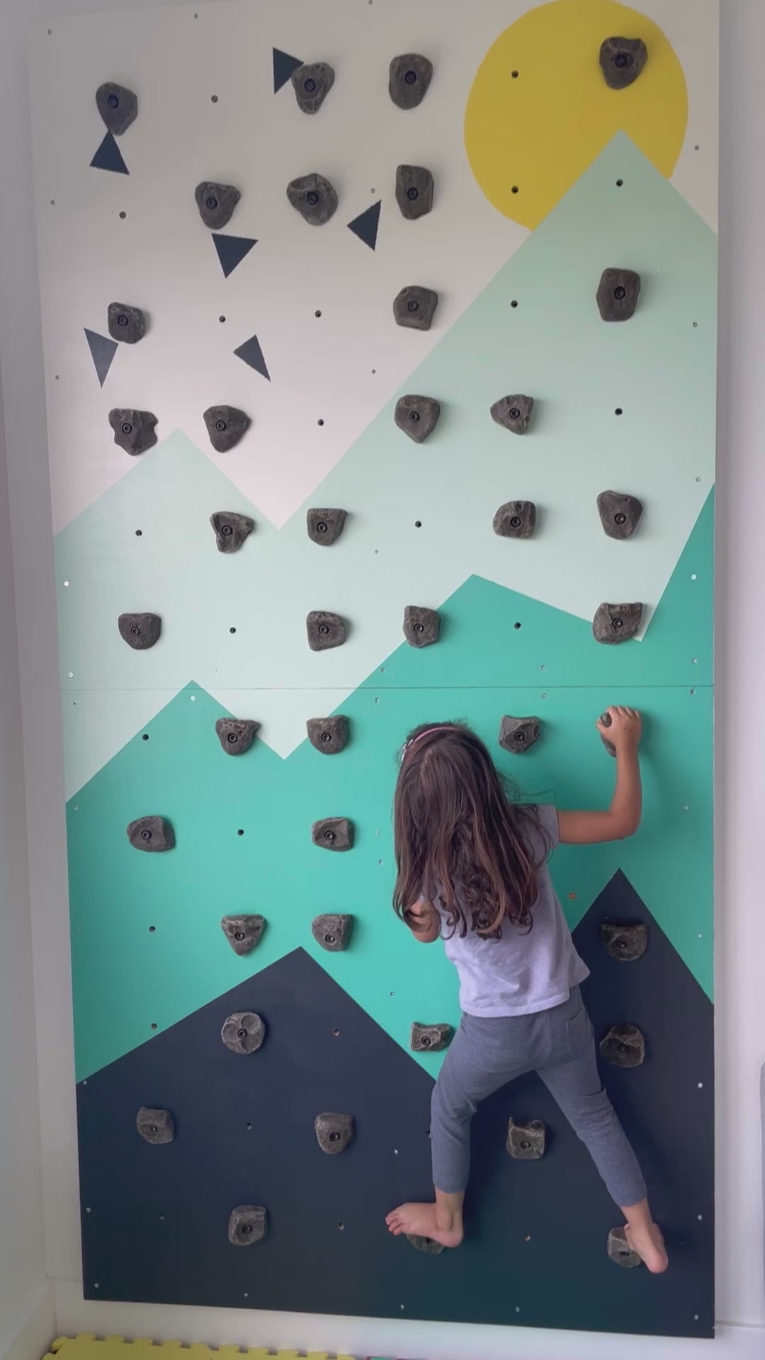 Kids Climbing Wall – Lil Boulder